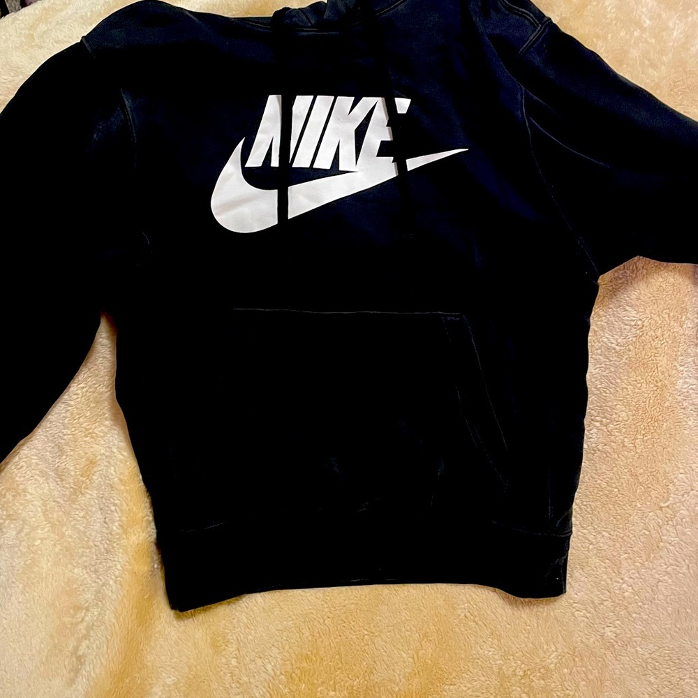 Nike hoodie black